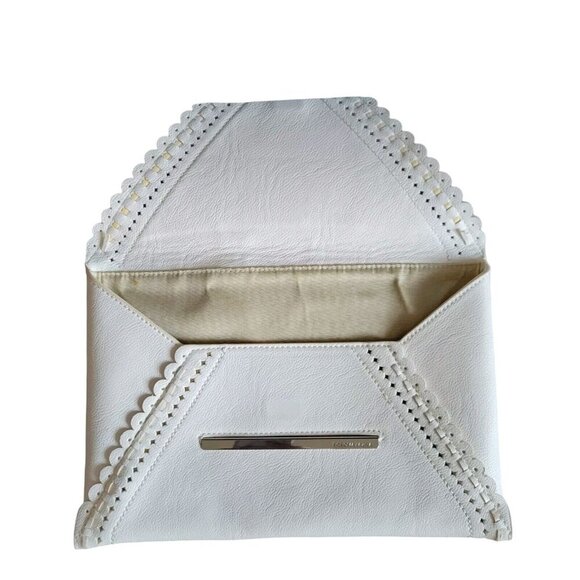 BCBGMAXAZRIA 'Harlow' Scalloped Clutch Purse - Picture 5 of 8